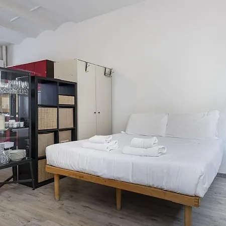 아파트 Unyca - Charming Cozy Retreat - *